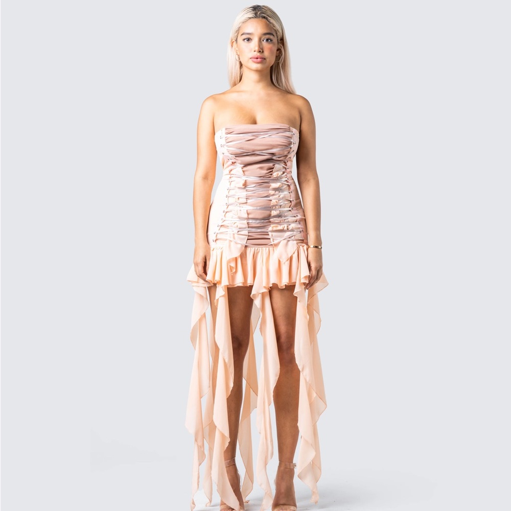 NWOT Finesse Manon Beige Chiffon Lace Up Dress